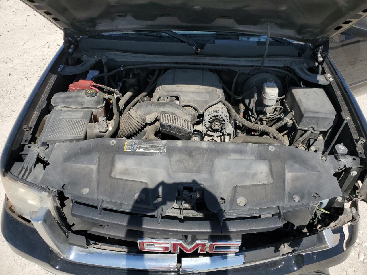 2011 GMC Sierra VIN 1GTR1VE0XBZ249365 Copart auction photo, front end damage thumbnail 11