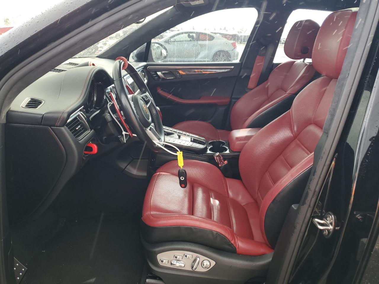 2018 Porsche Macan VIN WP1AF2A52JLB70657 Copart auction photo, front end damage thumbnail 7