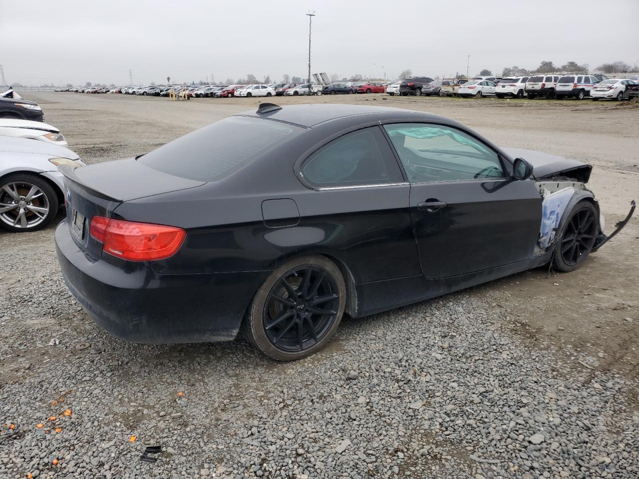 2013 BMW 3er VIN WBAKE5C58DJ106949 Copart auction photo, front end damage thumbnail 3