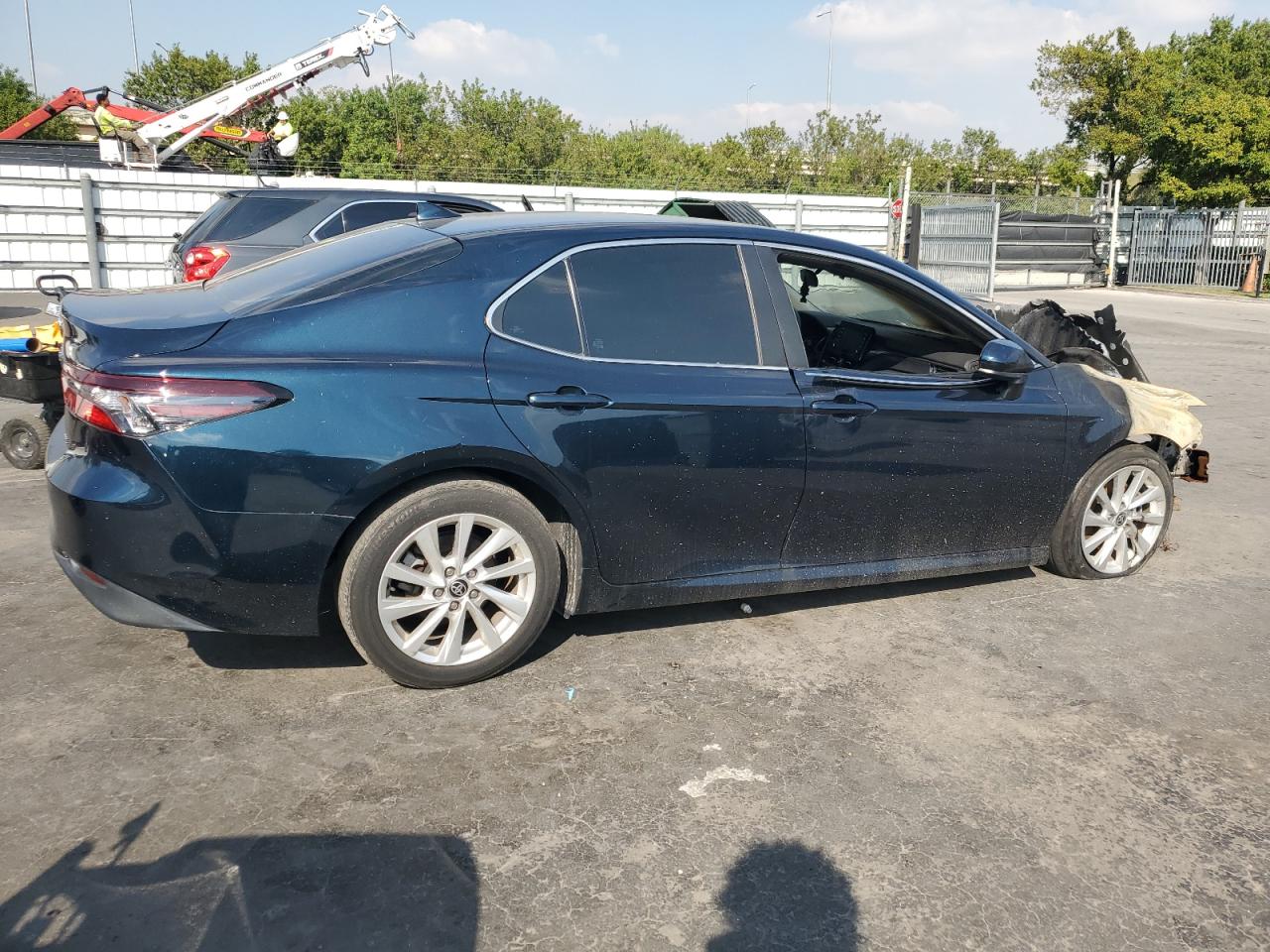 2021 Toyota Camry VIN 4T1C11AK9MU553336 Copart auction photo, burn damage thumbnail 3