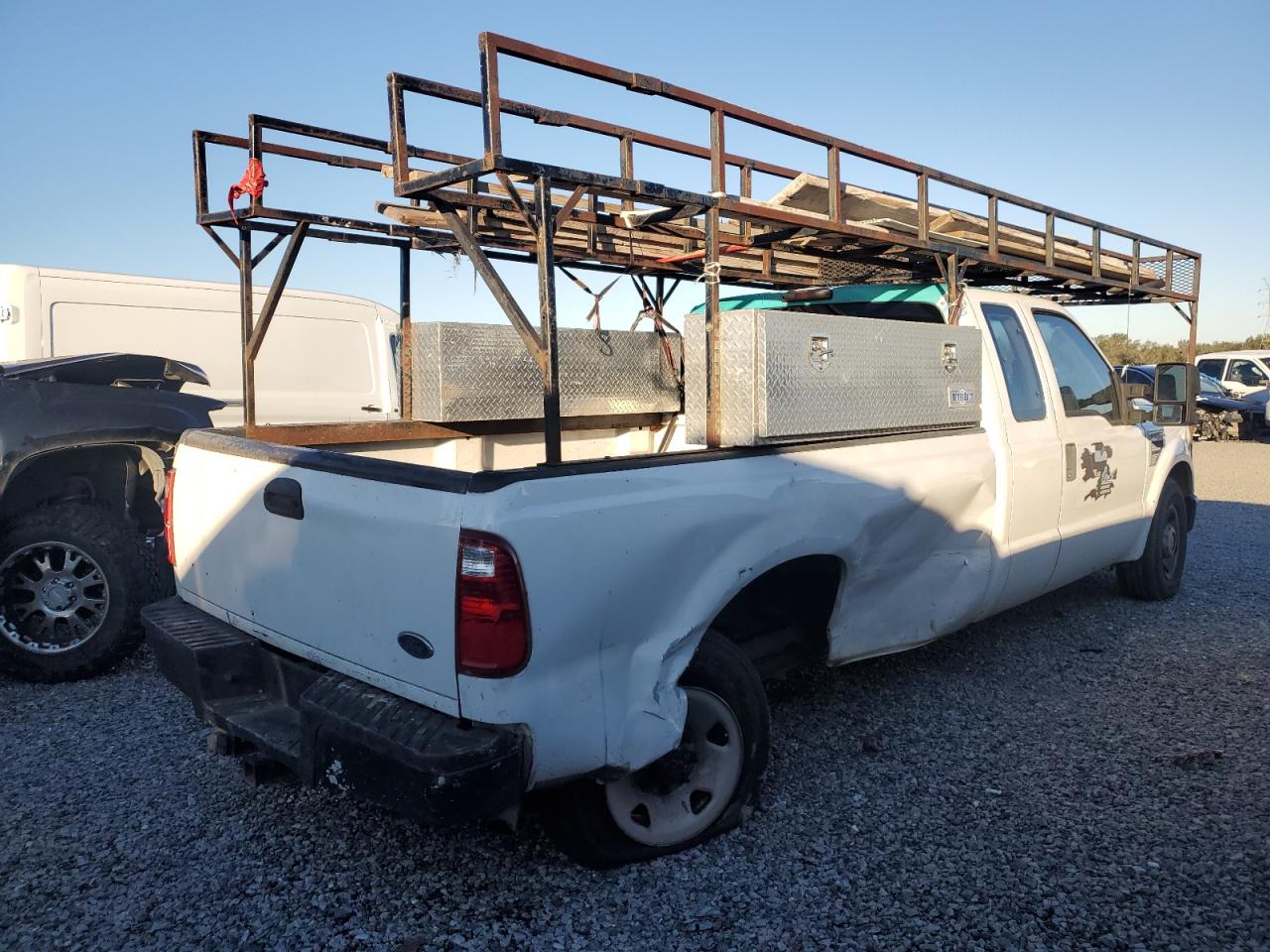 2009 Ford F250 VIN 1FTSX20519EA42320 Copart auction photo, all over damage thumbnail 3