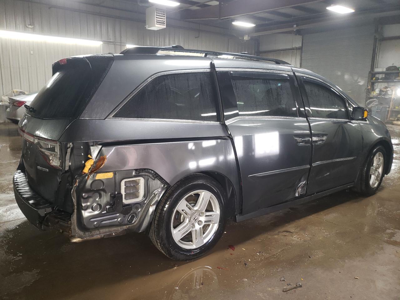 2013 Honda Odyssey VIN 5FNRL5H9XDB015451 Copart auction photo, rear end / side damage thumbnail 3