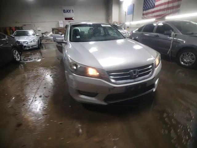 2013 Honda Accord VIN 1HGCR2F84DA125399 Copart auction photo, rear end damage thumbnail 13