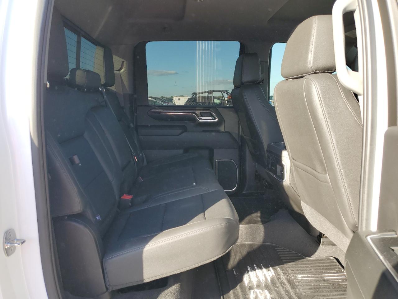 2024 Chevrolet Silverado VIN 1GC4YPEY9RF282117 Copart auction photo, front end / minor dent/scratches damage thumbnail 10