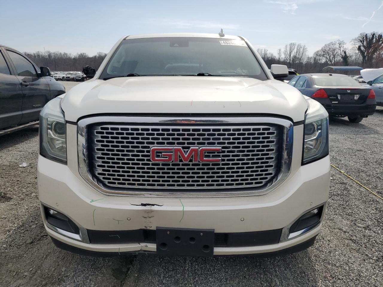 2015 GMC Yukon VIN 1GKS1JKJ7FR552458 Copart auction photo, side damage thumbnail 5