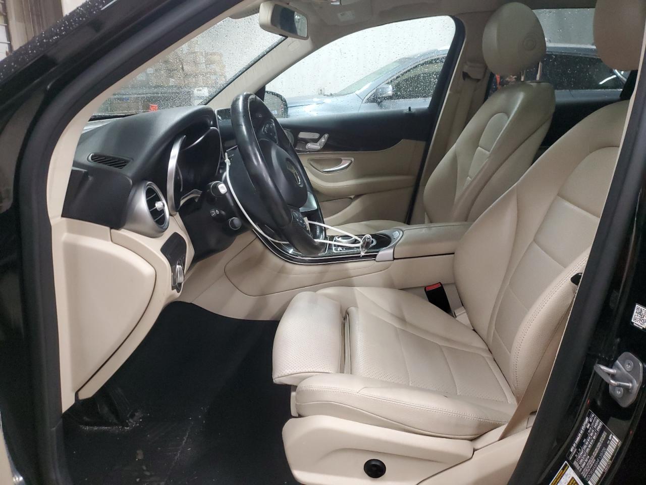 2017 Mercedes-Benz GLC VIN WDC0G4KBXHF135720 Copart auction photo, front end damage thumbnail 7