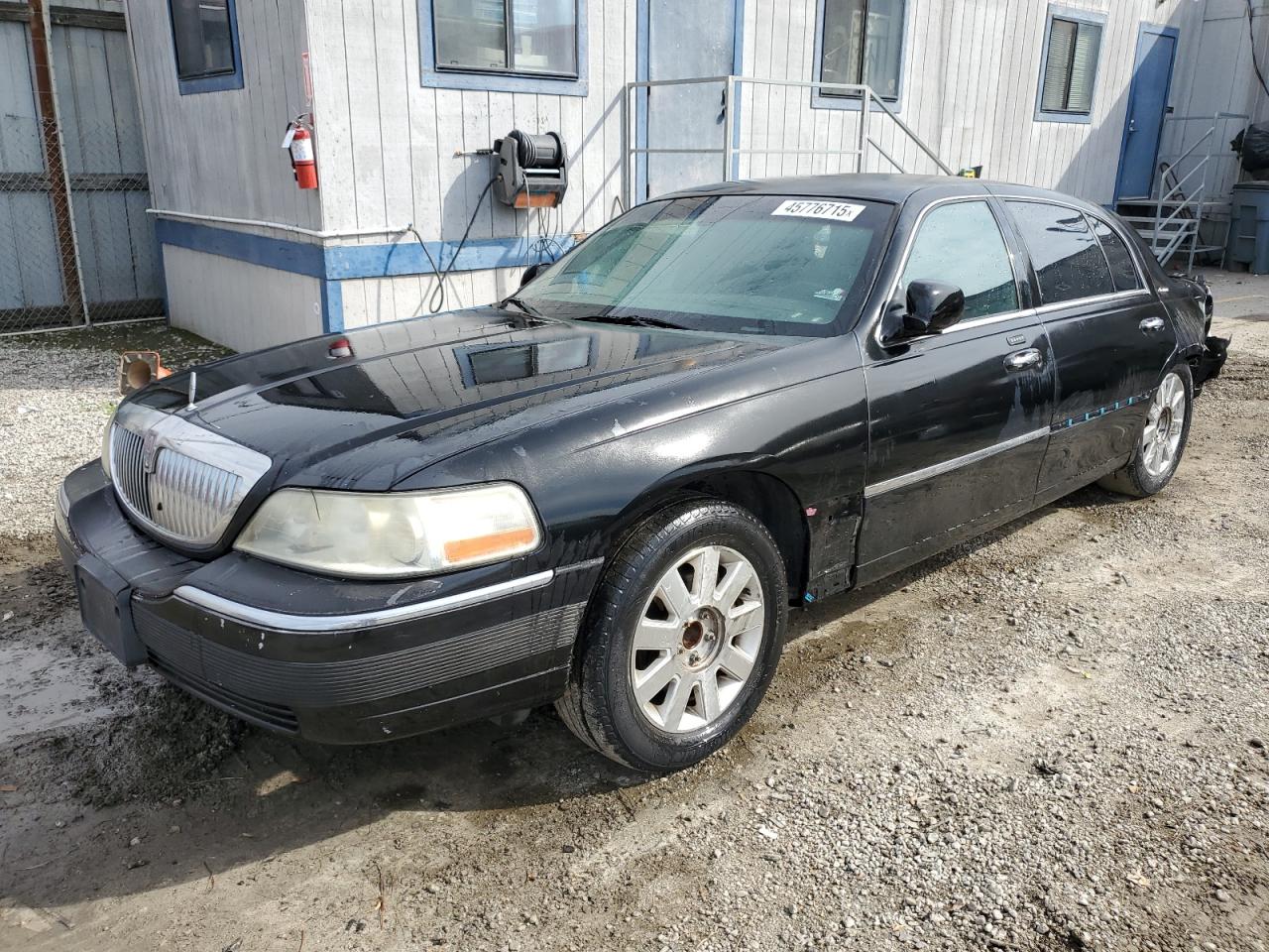 2011 Lincoln Town Car VIN 2LNBL8EV3BX763195