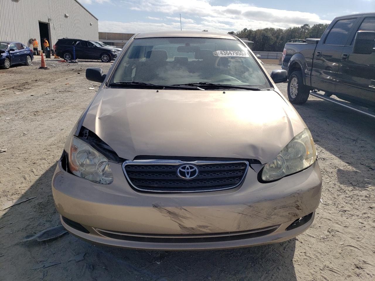 2005 Toyota Corolla VIN 1NXBR32E15Z346319 Copart auction photo, front end damage thumbnail 5