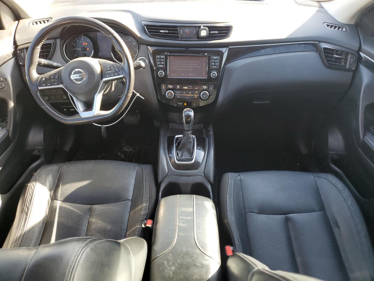 2017 Nissan Rogue VIN JN1BJ1CP3HW003460 Copart auction photo, front end / minor dent/scratches damage thumbnail 8