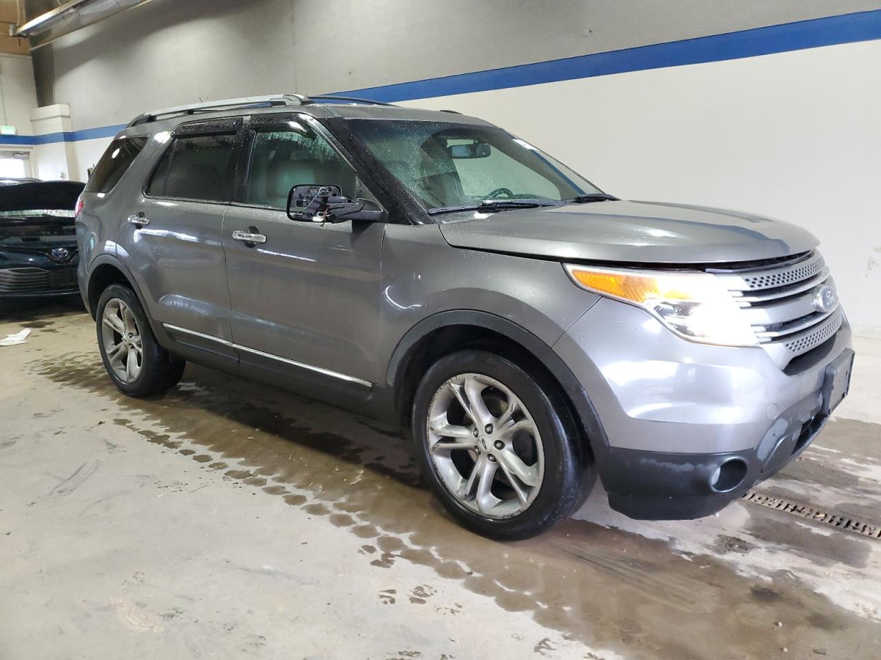 2013 Ford Explorer VIN 1FM5K8F88DGA74254 Copart auction photo, front end / side damage thumbnail 4