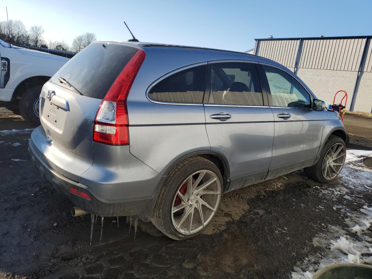 2007 Honda CR-V VIN JHLRE38717C032172 Copart auction photo, front end / minor dent/scratches damage thumbnail 3