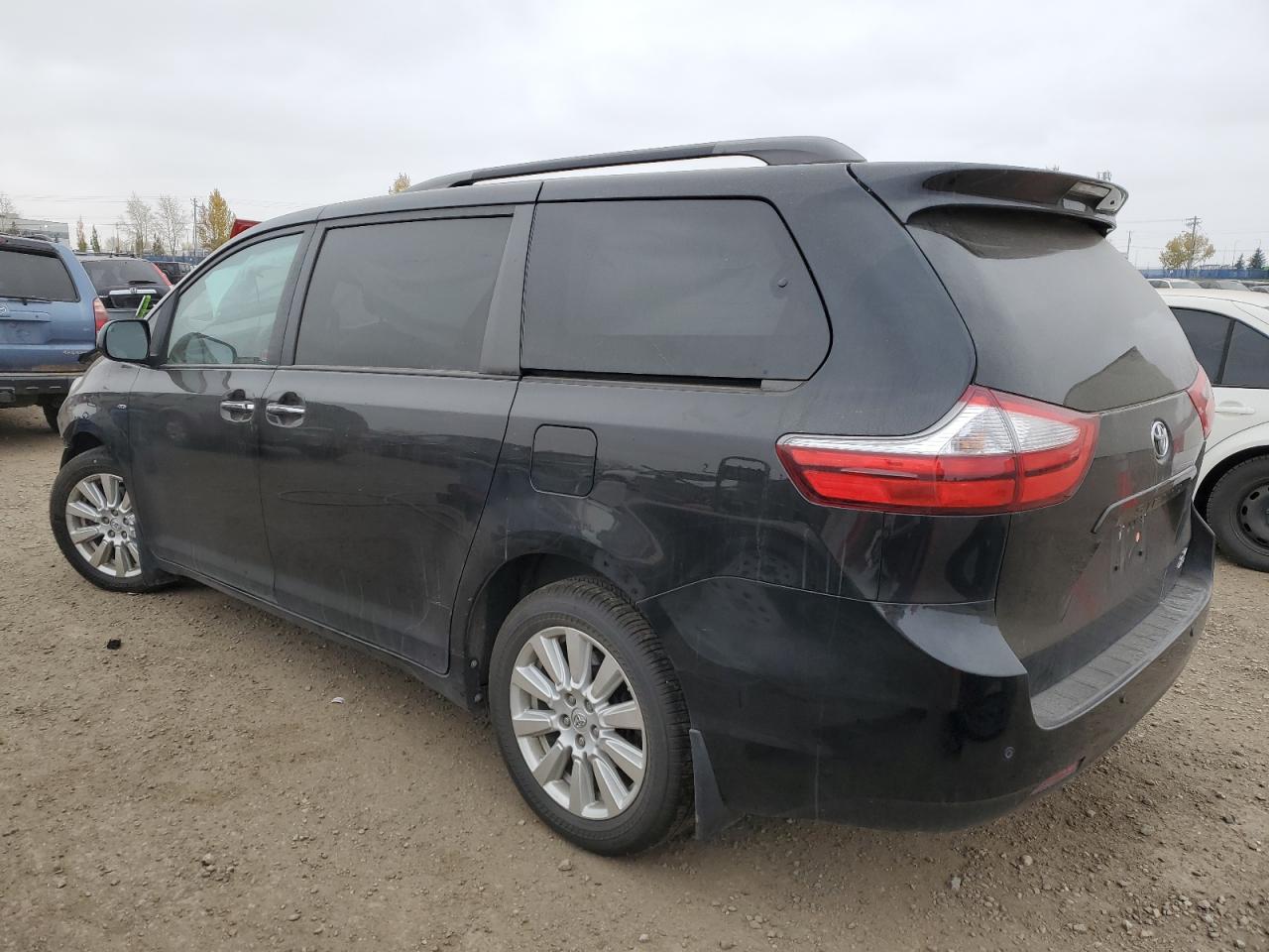 2017 Toyota Sienna VIN 5TDDZ3DC3HS167703 Copart auction photo, front end / undercarriage damage thumbnail 2