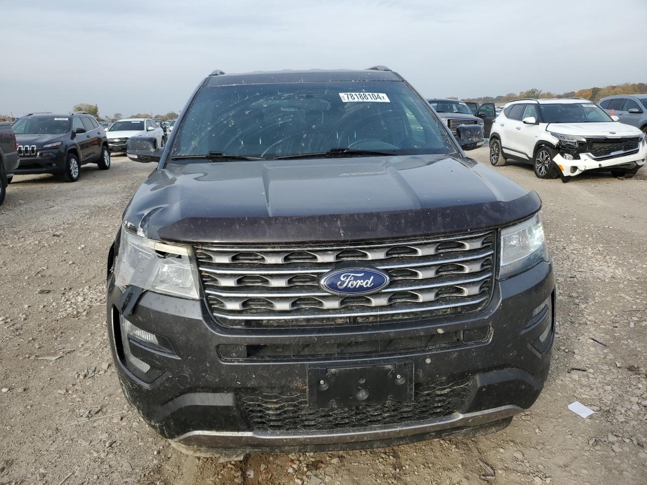 2017 Ford Explorer VIN 1FM5K8D82HGB38801 Copart auction photo, front end damage thumbnail 5