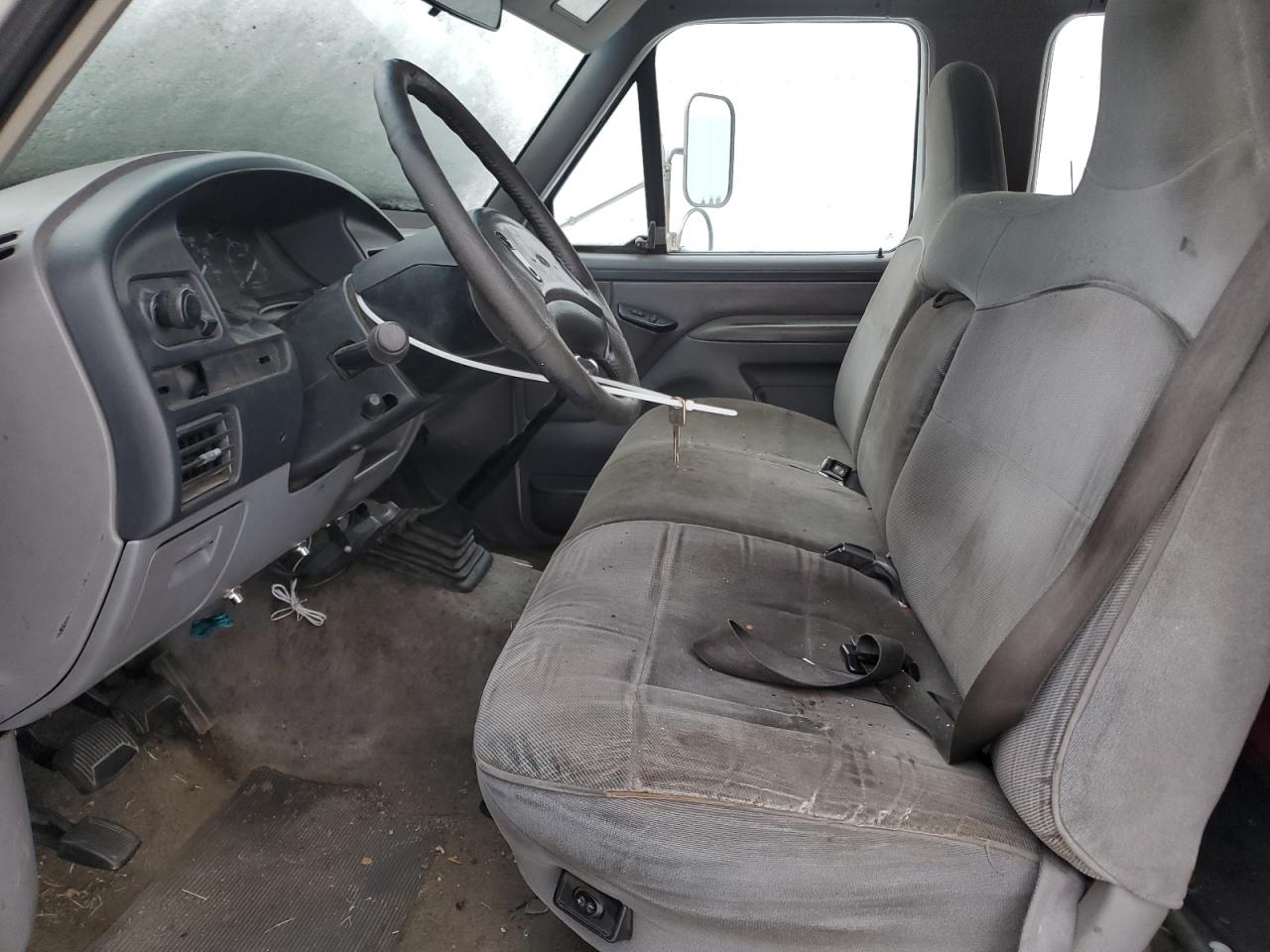 1997 Ford F350 VIN 1FTJW35F2VEA37787 Copart auction photo, front end damage thumbnail 7