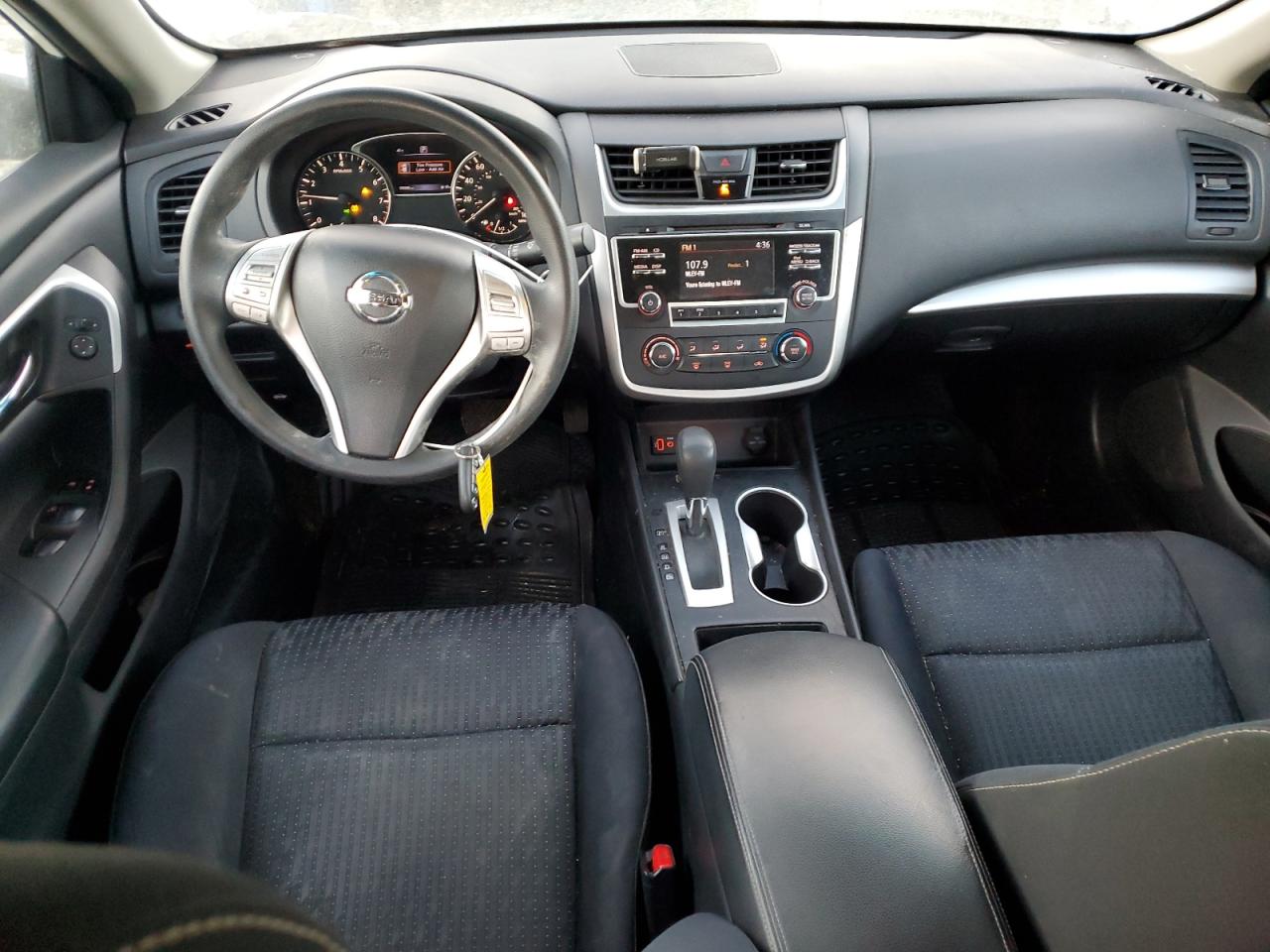2017 Nissan Altima VIN 1N4AL3AP5HC135256 Copart auction photo, front end / side damage thumbnail 8