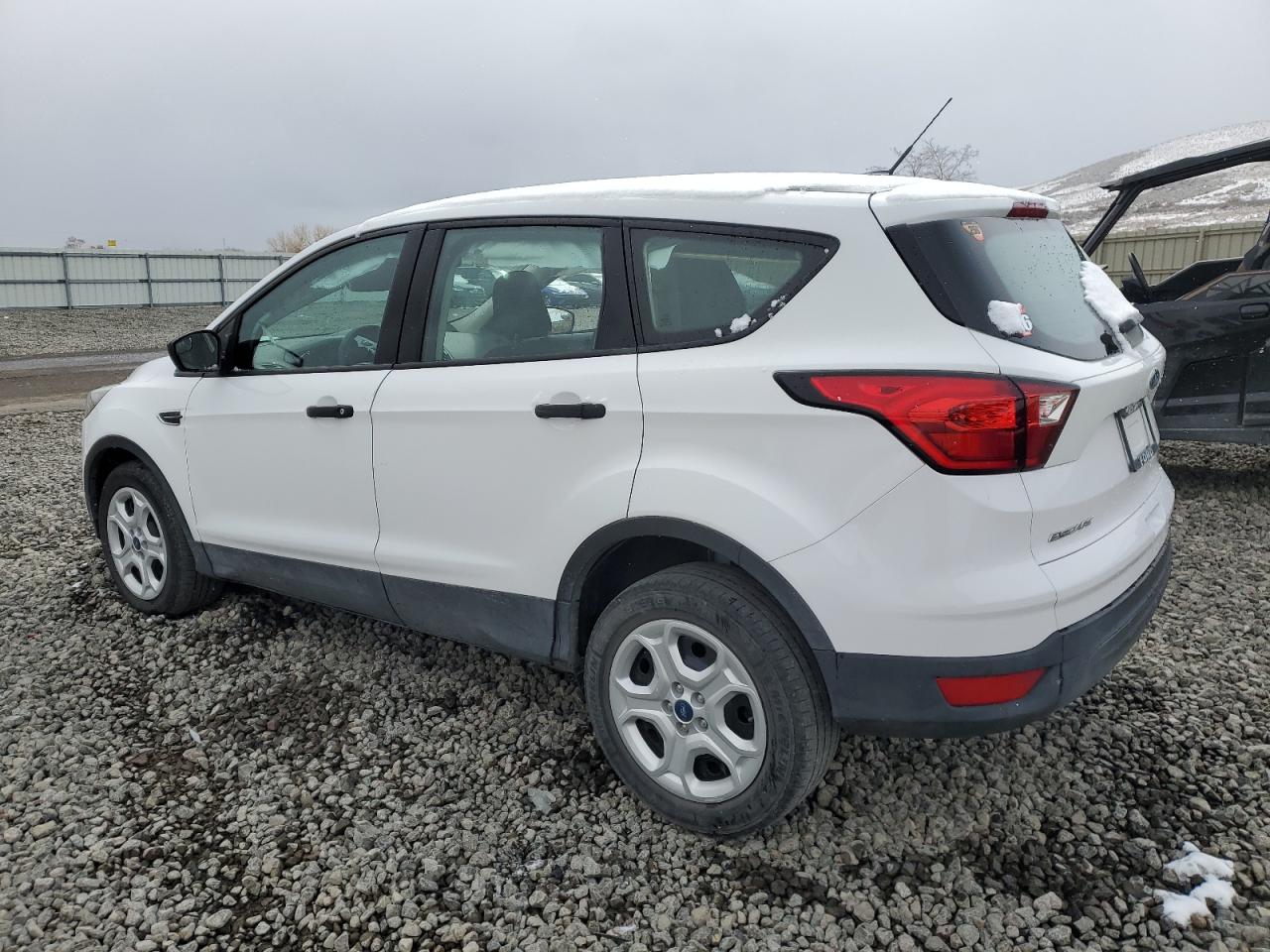 2019 Ford Escape VIN 1FMCU0F7XKUA20284 Copart auction photo, side / front end damage thumbnail 2