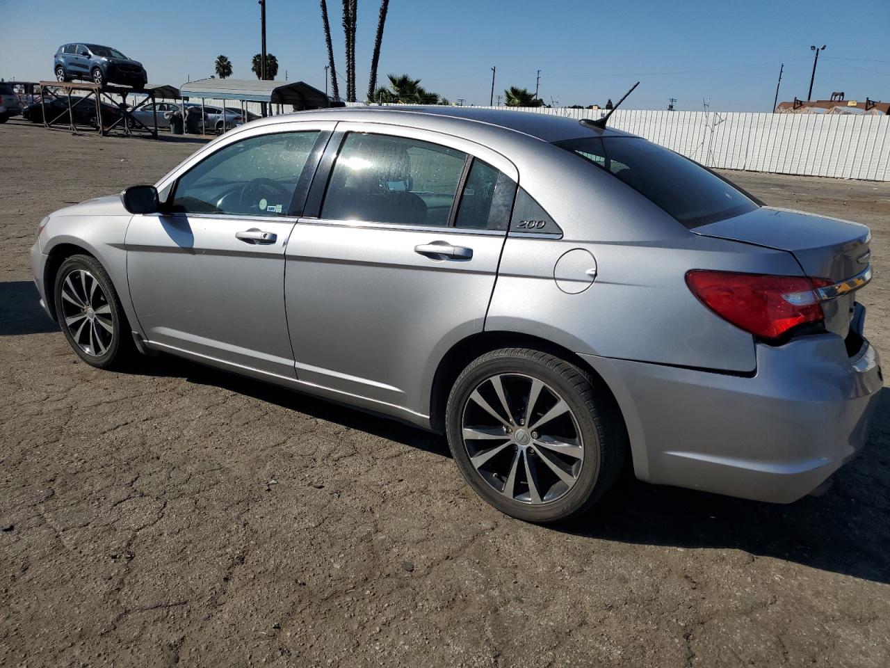 2013 Chrysler 200 VIN 1C3CCBBG6DN699934 Copart auction photo, rear end / minor dent/scratches damage thumbnail 2
