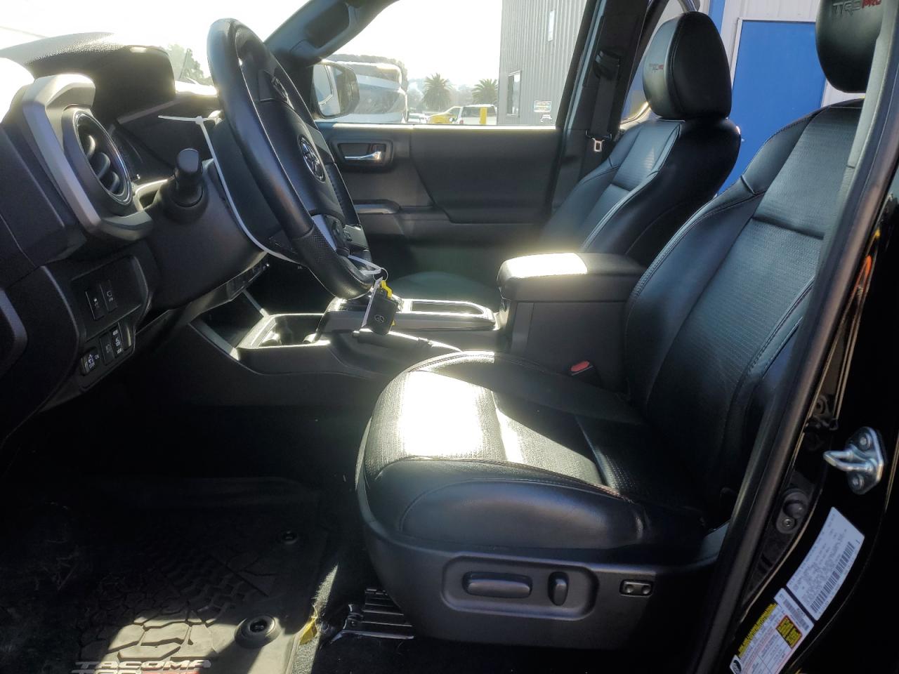 2021 Toyota Tacoma VIN 5TFCZ5AN7MX247152 Copart auction photo, rear end damage thumbnail 7