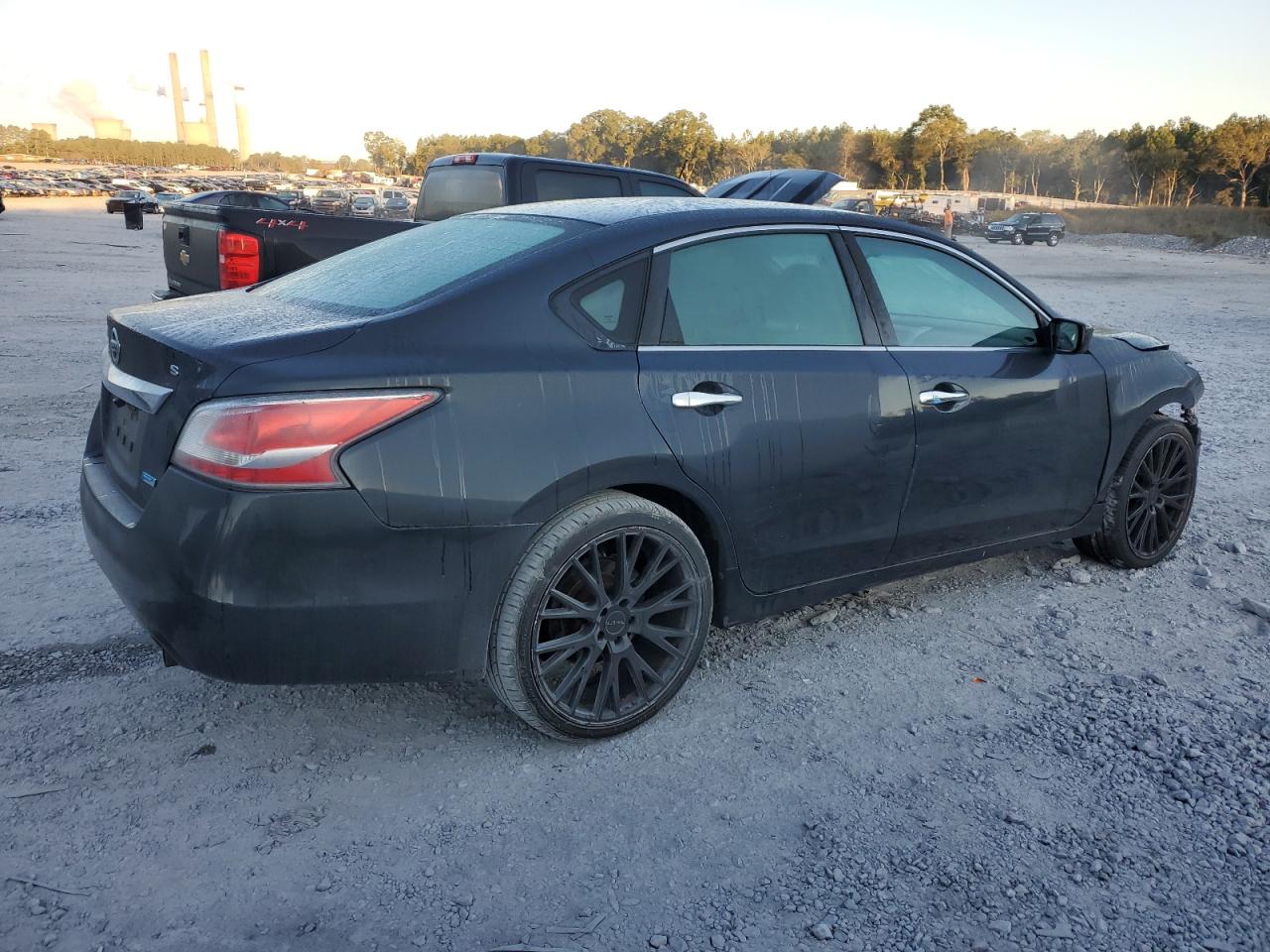 2014 Nissan Altima VIN 1N4AL3AP2EC119463 Copart auction photo, front end / minor dent/scratches damage thumbnail 3
