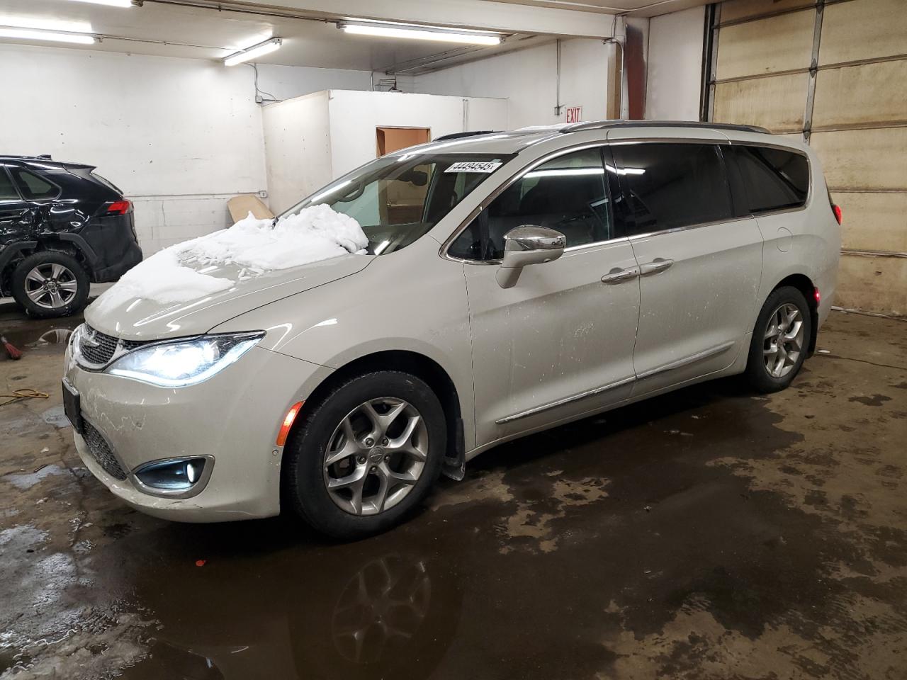 2017 Chrysler Pacifica VIN 2C4RC1GG7HR599116