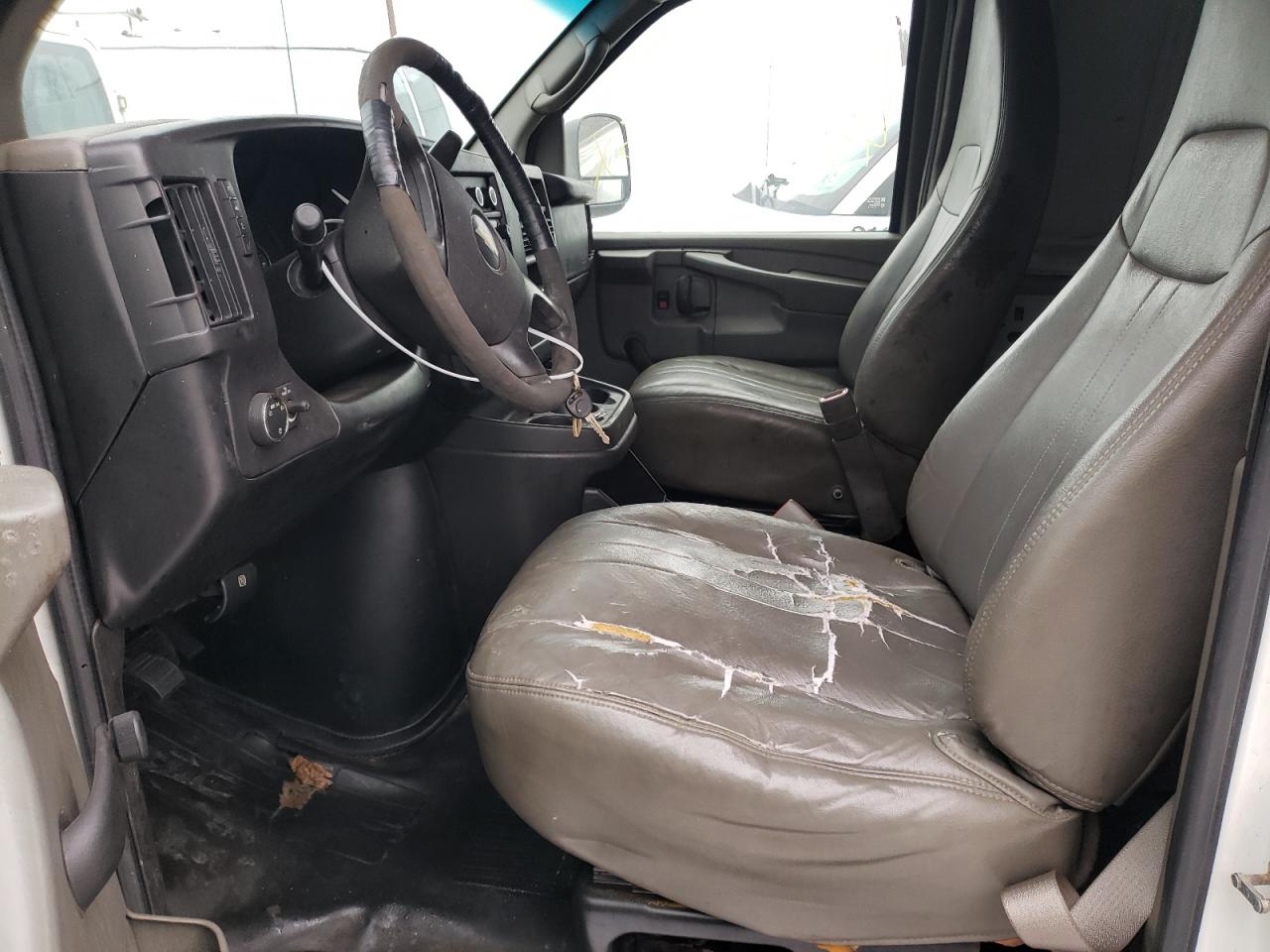 2010 Chevrolet Express VIN 1GCZGFDA3A1132562 Copart auction photo, front end / side damage thumbnail 7