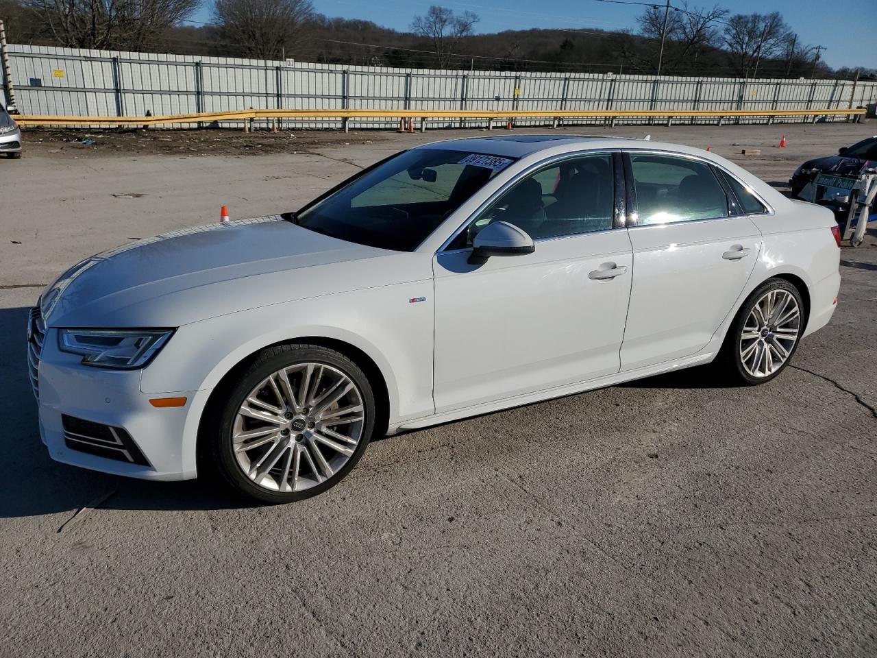 2017 Audi A4 VIN WAUENAF44HN018584