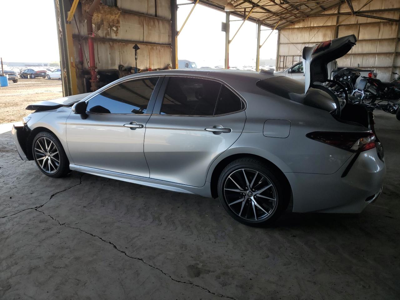 2023 Toyota Camry VIN 4T1G11AK5PU147477 Copart auction photo, front end / rear end damage thumbnail 2