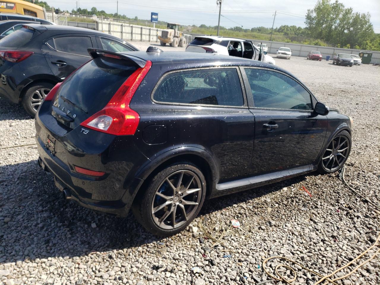 2011 Volvo C30 VIN YV1672MK0B2224299 Copart auction photo, side / front end damage thumbnail 3