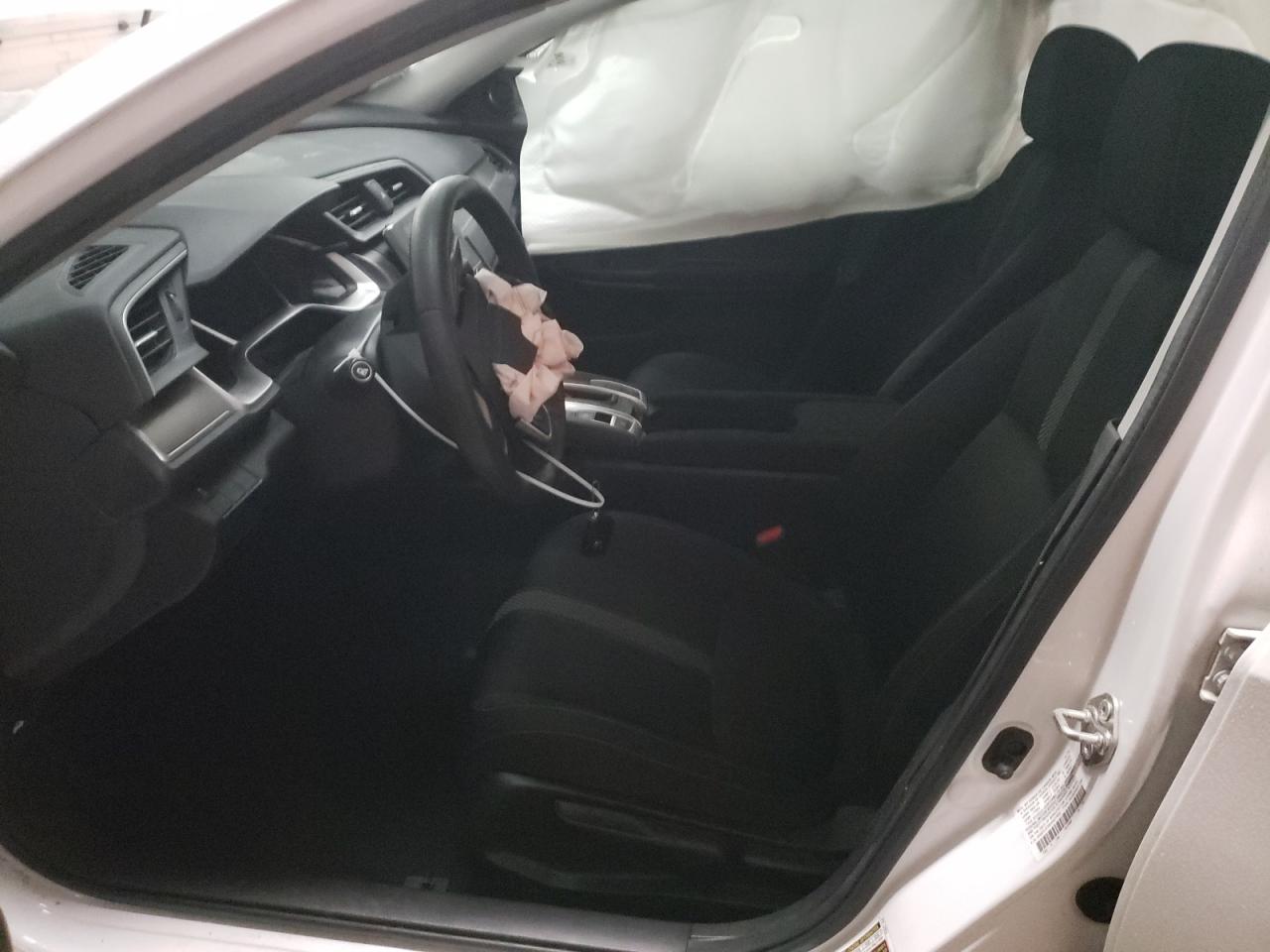 2017 Honda Civic VIN 2HGFC1F3XHH637852 Copart auction photo, front end / minor dent/scratches damage thumbnail 7