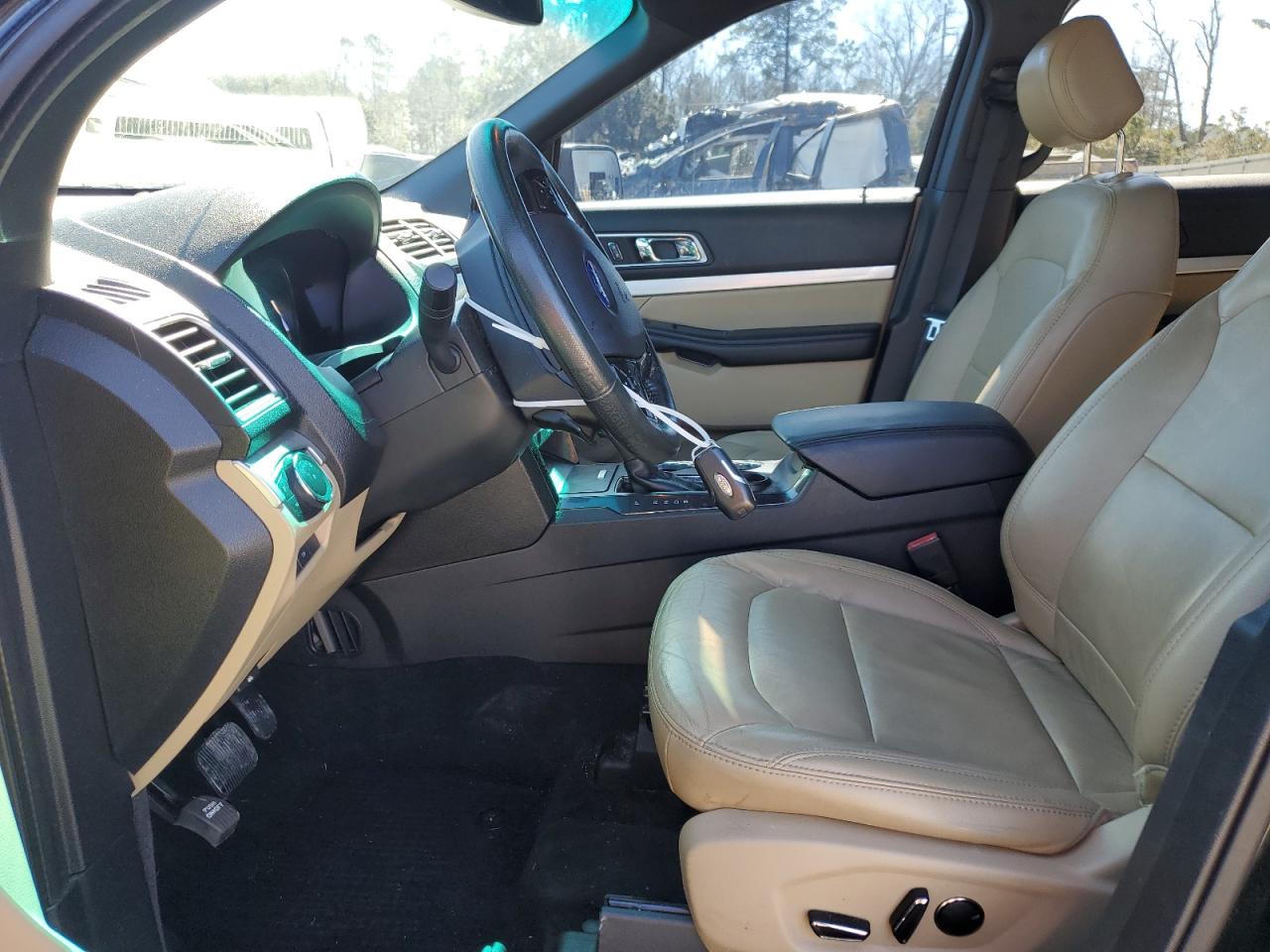 2017 Ford Explorer VIN 1FM5K7D84HGD15522 Copart auction photo, front end / side damage thumbnail 7