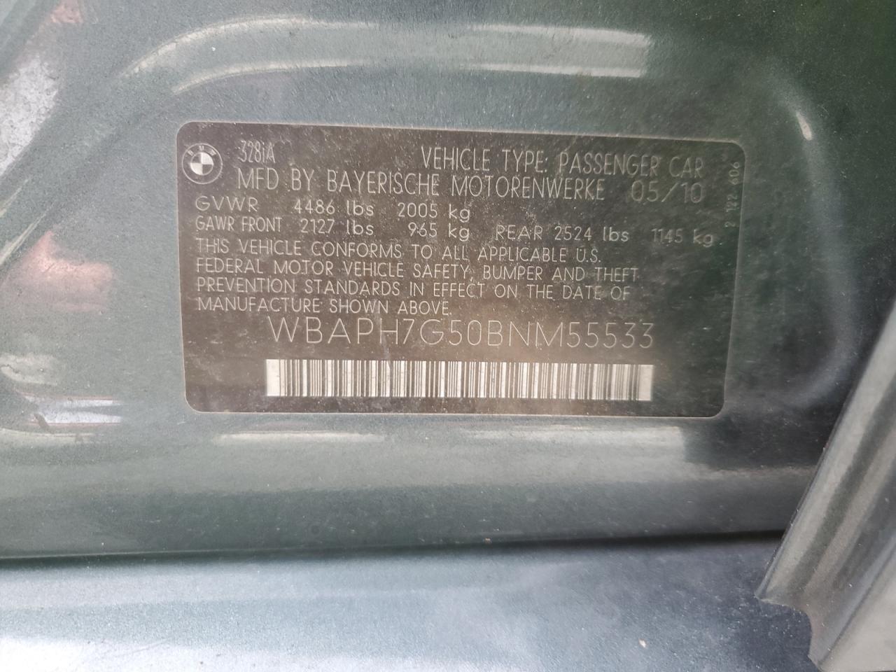 2011 BMW 3er VIN WBAPH7G50BNM55533 Copart auction photo, front end / side damage thumbnail 12