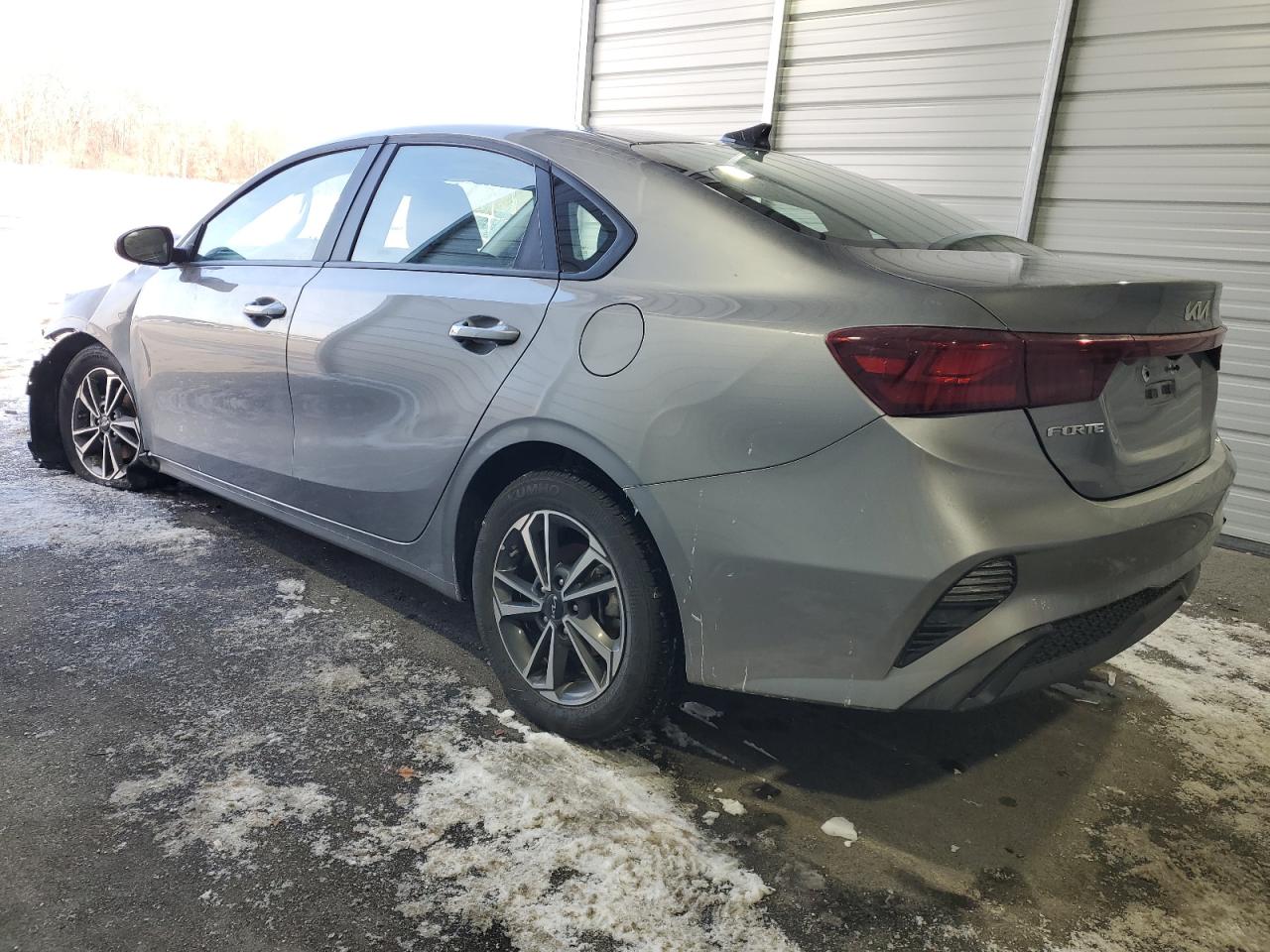 2024 KIA Forte VIN 3KPF24AD3RE749070 Copart auction photo, front end / rear end damage thumbnail 2