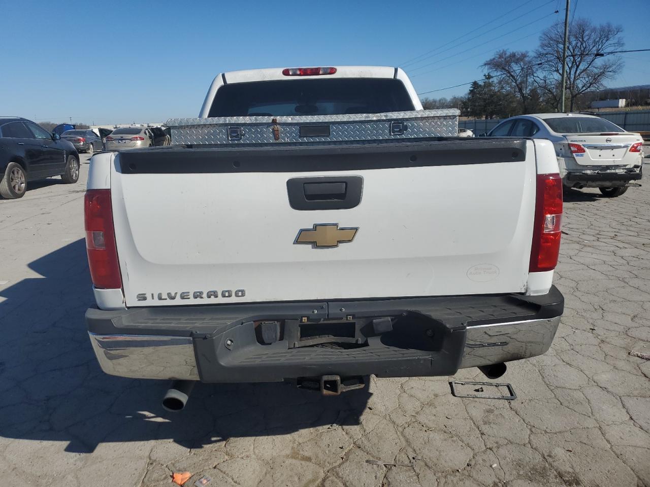 2008 Chevrolet Silverado VIN 2GCEC13C081287283 Copart auction photo, all over damage thumbnail 6