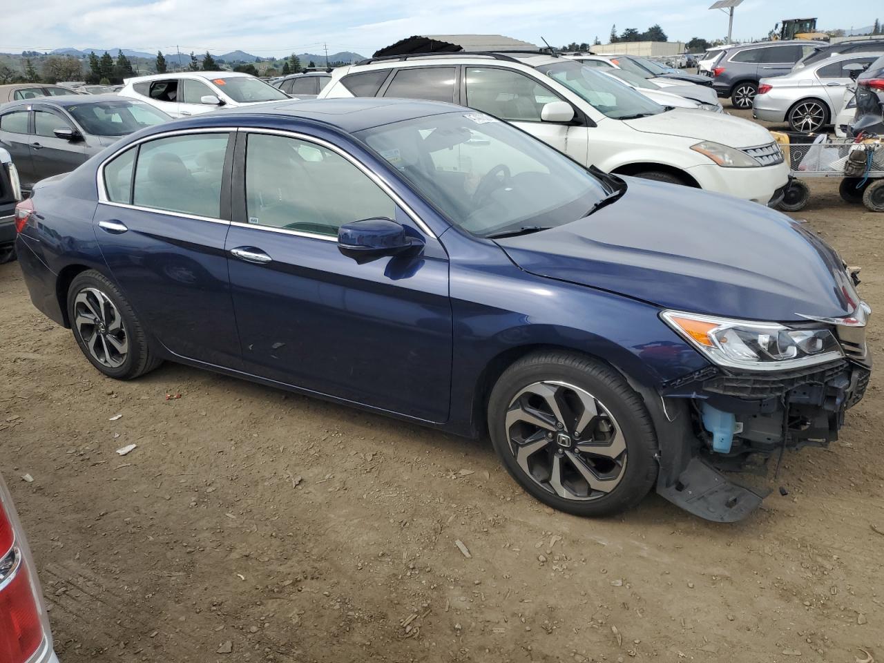 2017 Honda Accord VIN 1HGCR2F78HA166258 Copart auction photo, front end damage thumbnail 4