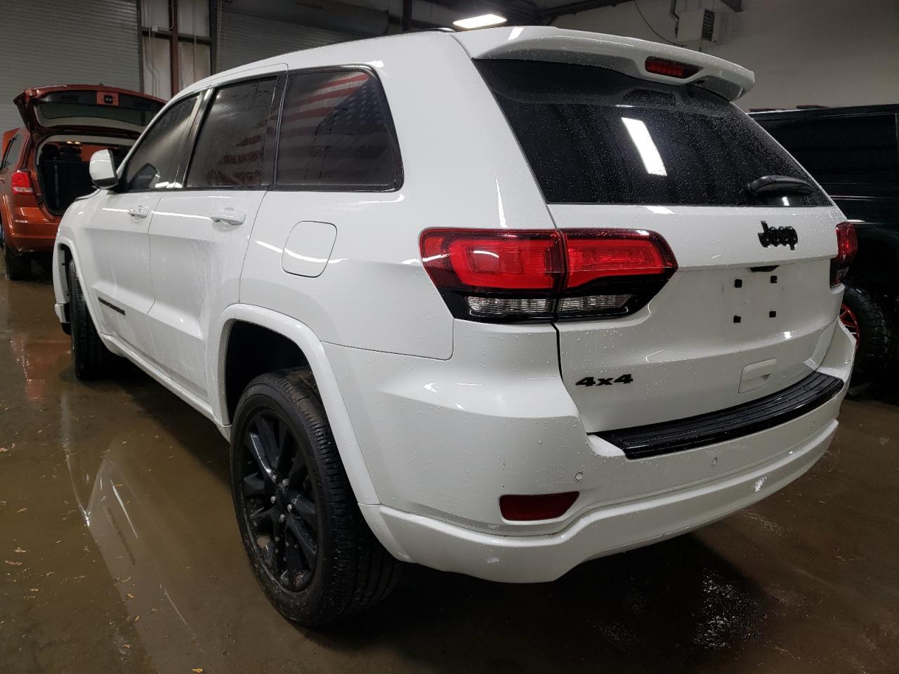 2018 Jeep Grand Cherokee VIN 1C4RJFAG1JC124233 Copart auction photo, front end / side damage thumbnail 2