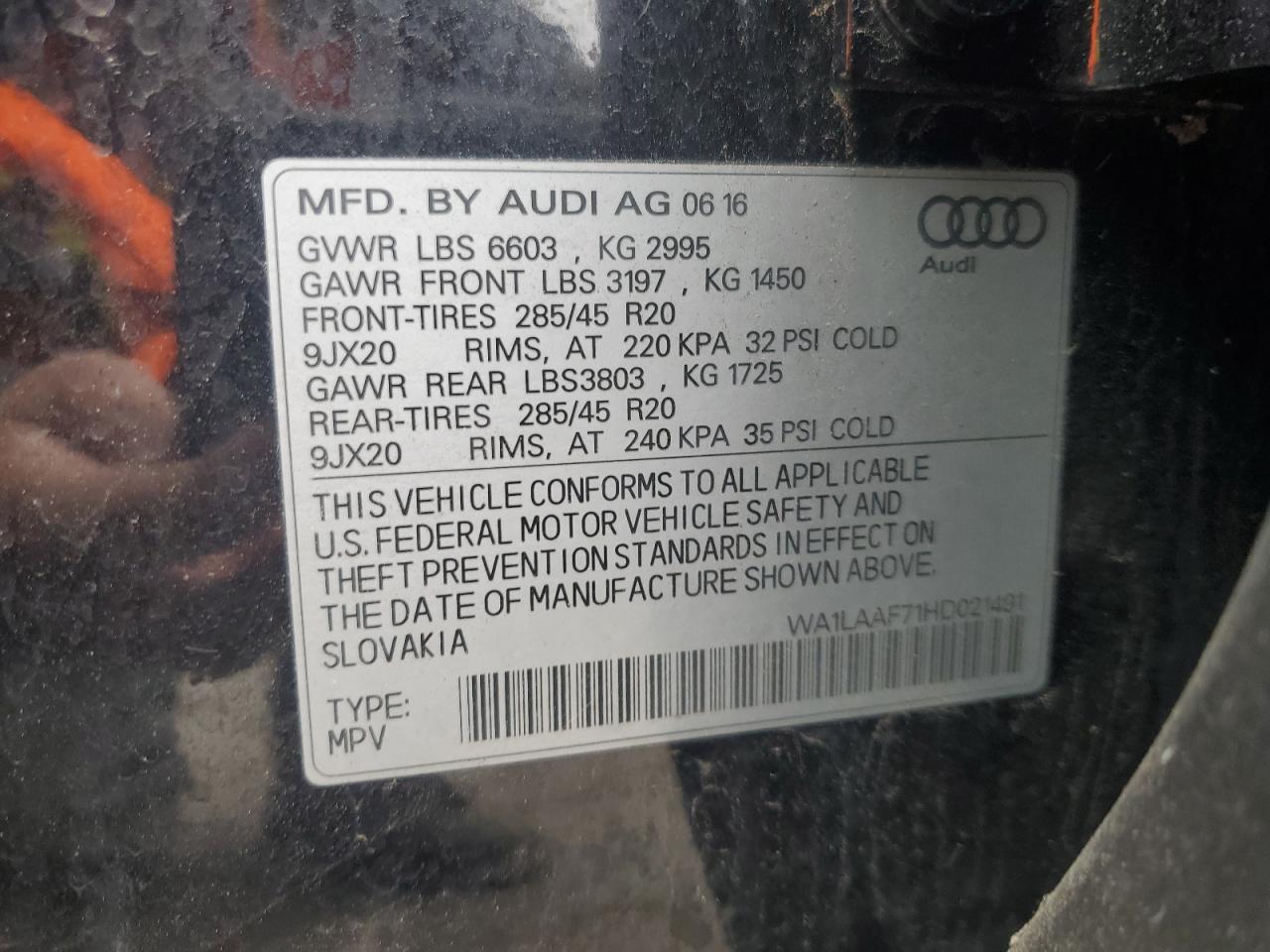 2017 Audi Q7 VIN WA1LAAF71HD021491 Copart auction photo, side / front end damage thumbnail 13