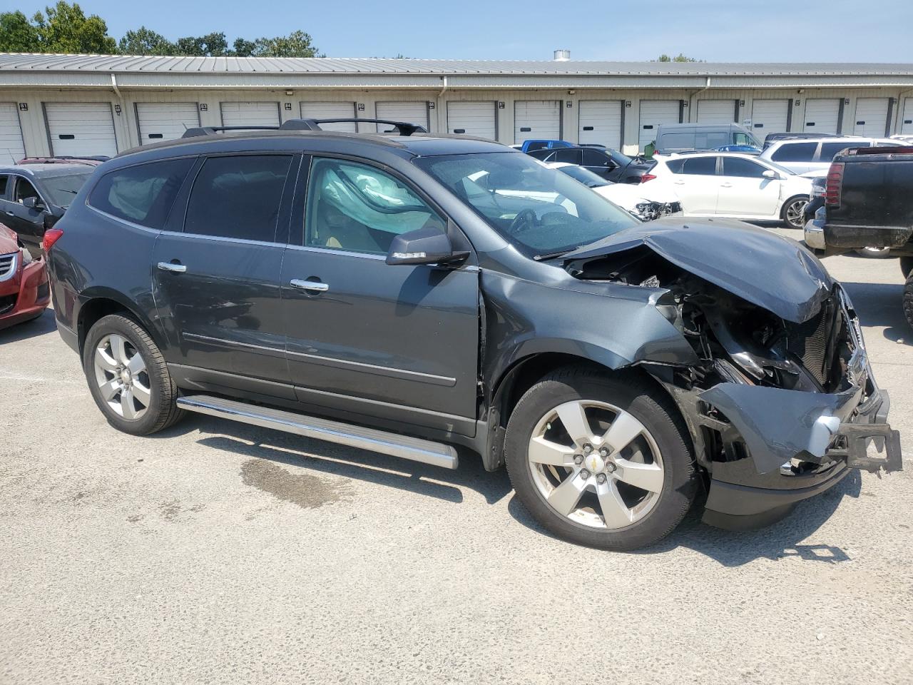 2010 Chevrolet Traverse VIN 1GNLVHED2AJ217531 Copart auction photo, front end damage thumbnail 4