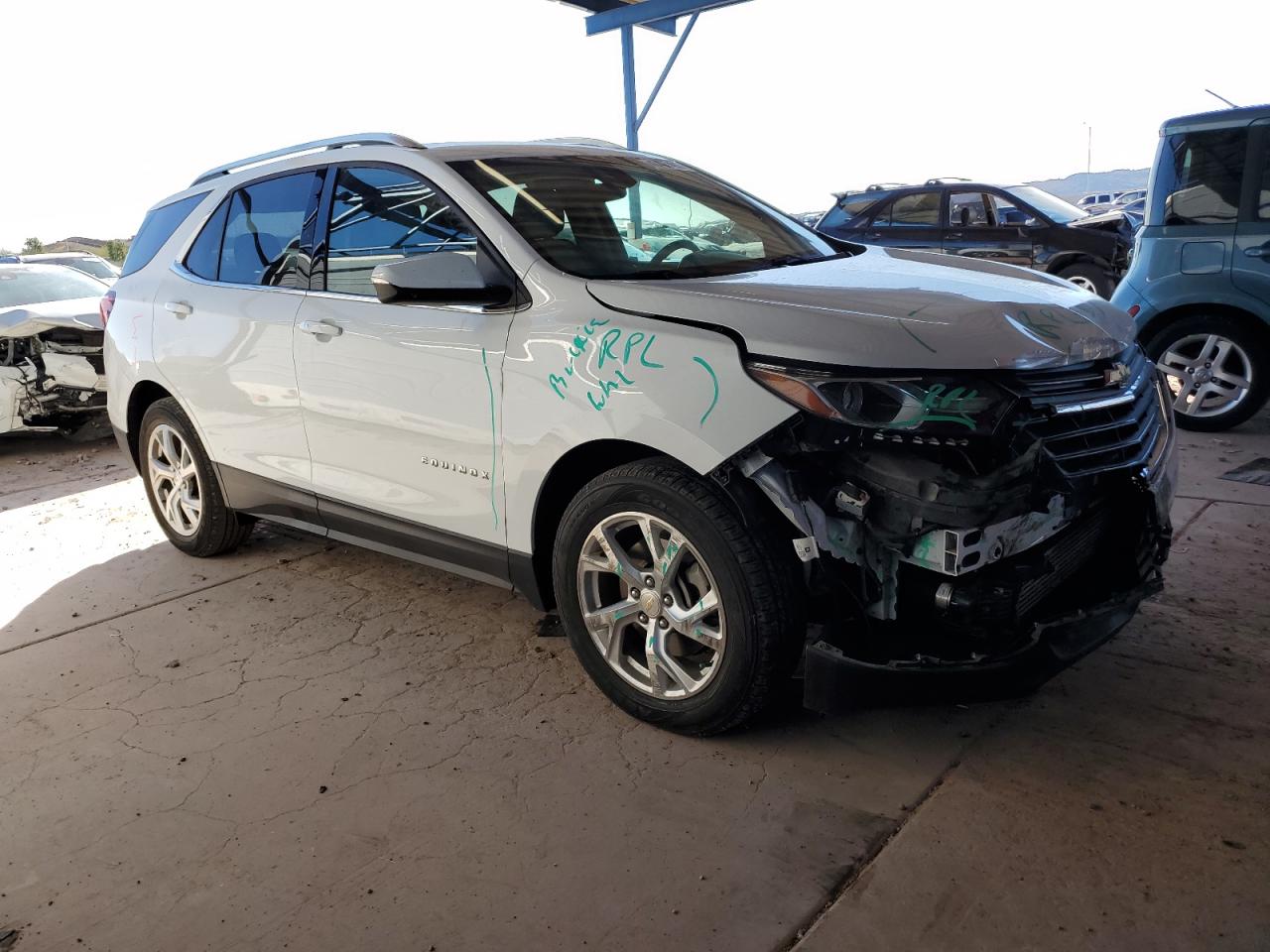 2018 Chevrolet Equinox VIN 3GNAXKEX5JS639221 Copart auction photo, front end / side damage thumbnail 4