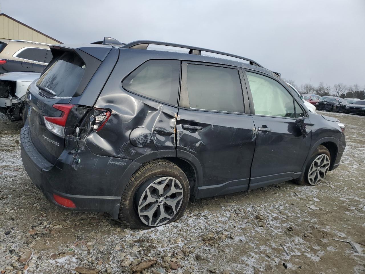 2019 Subaru Forester VIN JF2SKAGCXKH417351 Copart auction photo, all over damage thumbnail 3