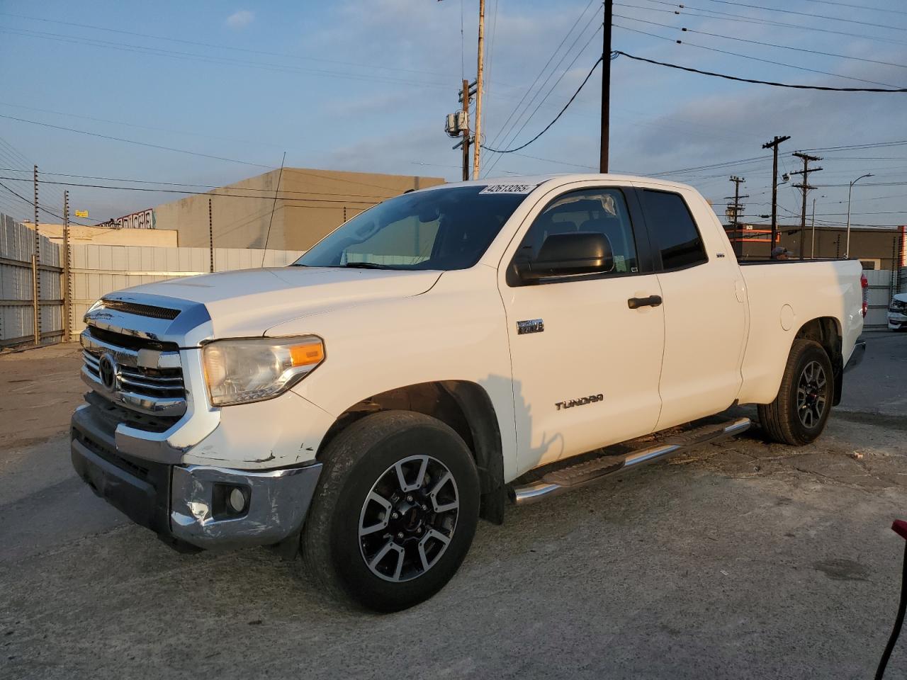 2016 Toyota Tundra VIN 5TFRY5F12GX204751