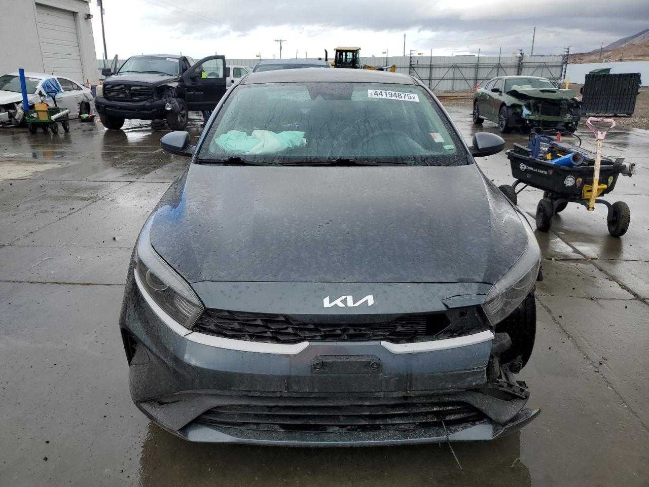2022 KIA Forte VIN 3KPF24AD6NE460386 Copart auction photo, front end / side damage thumbnail 5