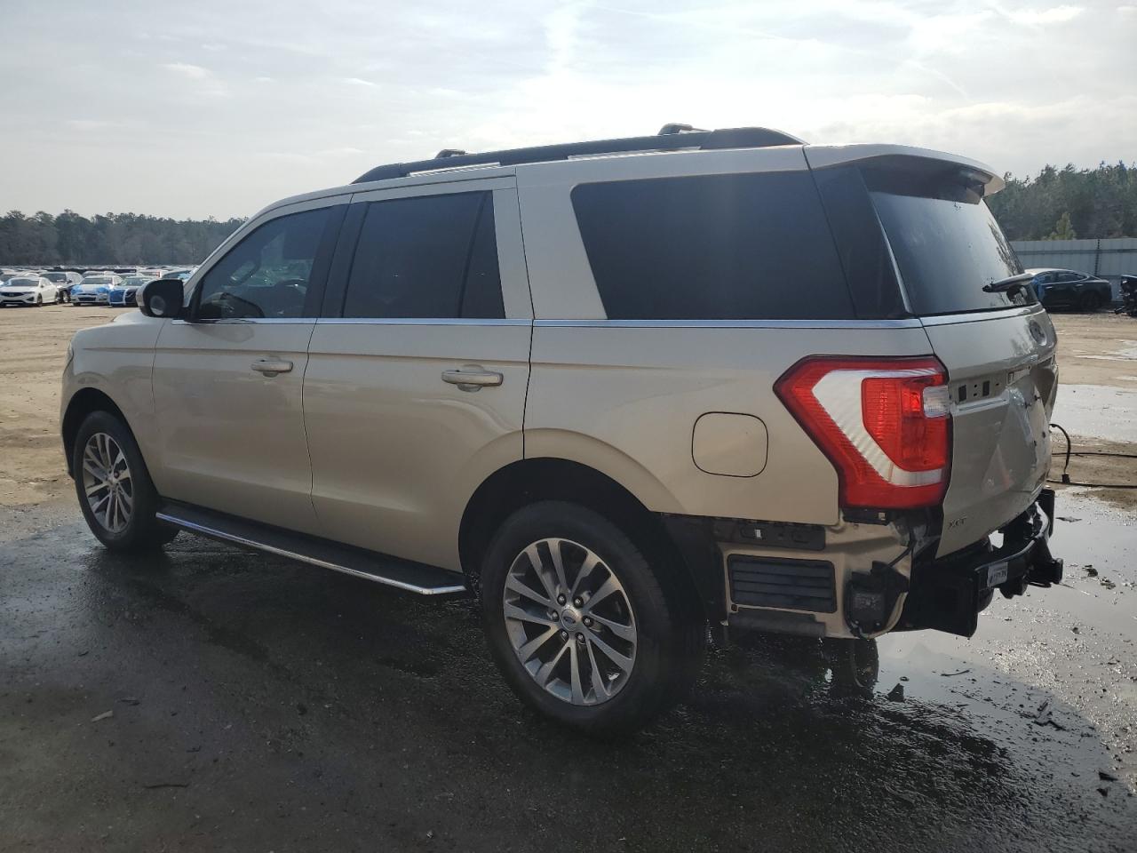 2018 Ford Expedition VIN 1FMJU1HTXJEA09642 Copart auction photo, rear end damage thumbnail 2