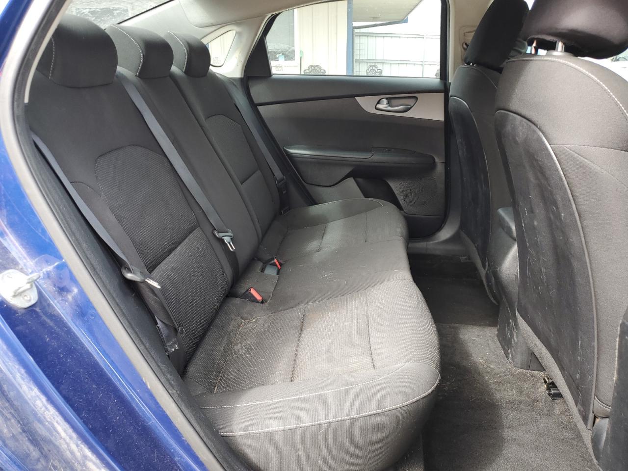 2019 KIA Forte VIN 3KPF24AD2KE076116 Copart auction photo, water/flood / minor dent/scratches damage thumbnail 10
