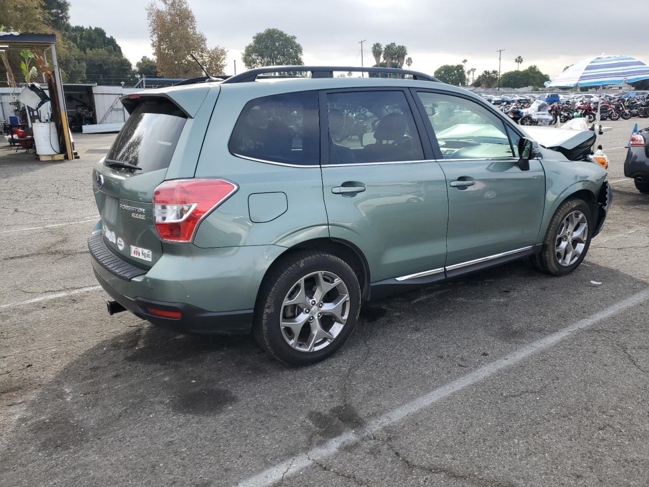 2015 Subaru Forester VIN JF2SJAUC7FH804050 Copart auction photo, front end / minor dent/scratches damage thumbnail 3
