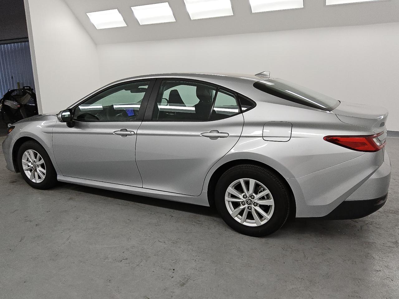 2025 Toyota Camry VIN 4T1DAACK1SU536321 Copart auction photo, front end / side damage thumbnail 2