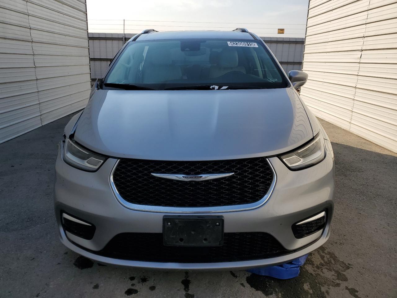 2021 Chrysler Pacifica VIN 2C4RC1BG0MR591022 Copart auction photo, front end / side damage thumbnail 5