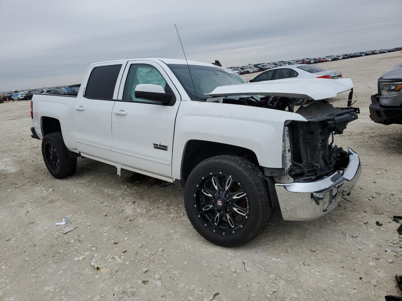 2016 Chevrolet Silverado VIN 3GCPCREC5GG204358 Copart auction photo, front end / side damage thumbnail 4