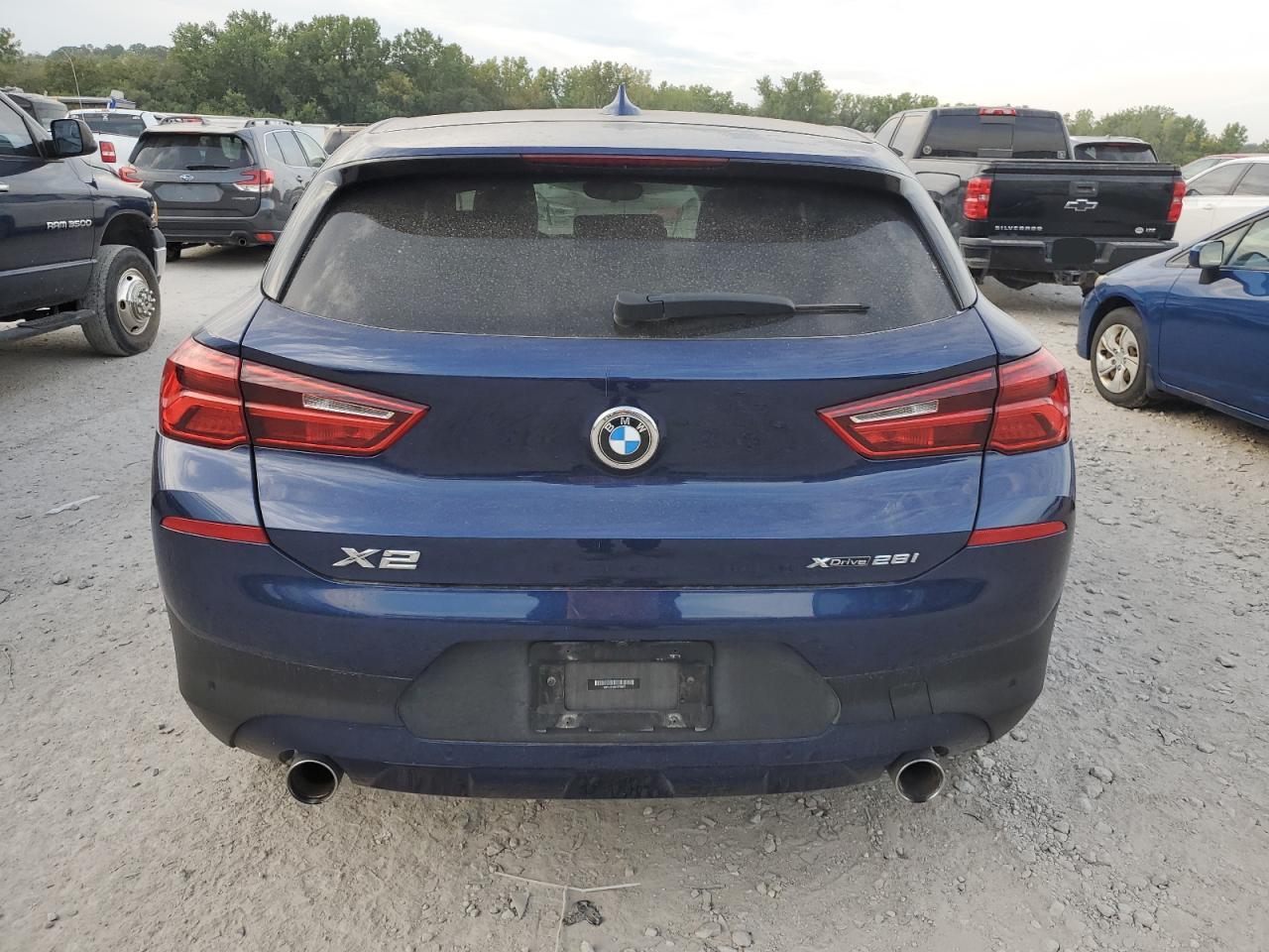 2020 BMW X2 VIN WBXYJ1C03L5P06827 Copart auction photo, front end / minor dent/scratches damage thumbnail 6