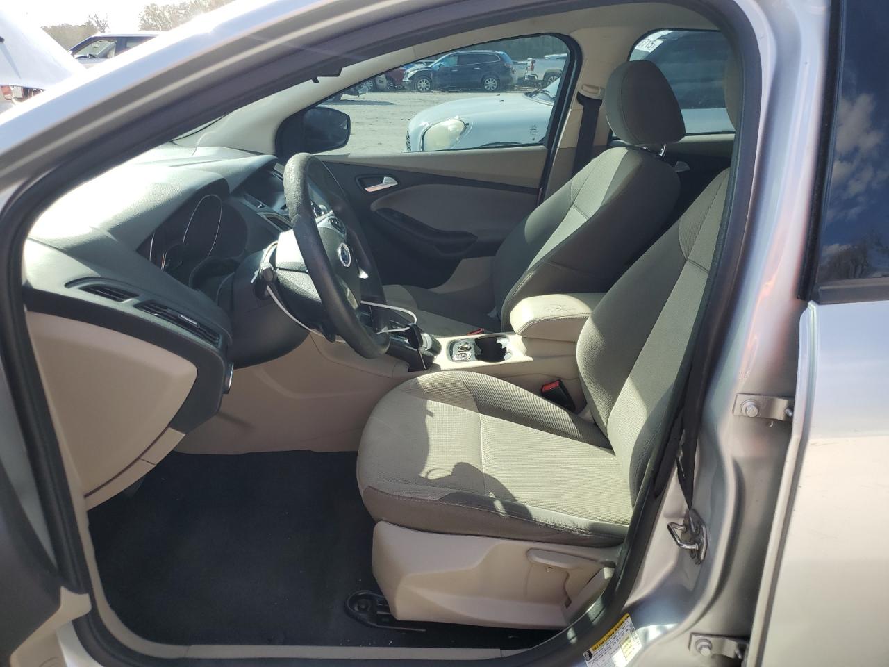 2014 Ford Focus VIN 1FADP3F2XEL417547 Copart auction photo, normal wear damage thumbnail 7