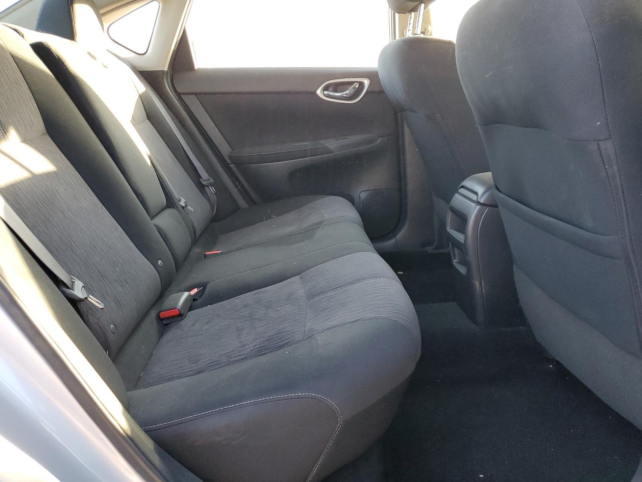2015 Nissan Sentra VIN 3N1AB7AP7FL638313 Copart auction photo, front end / minor dent/scratches damage thumbnail 10